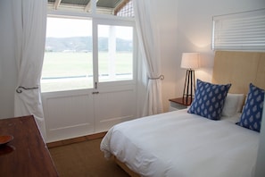 Family Cottage (Polofield Cottage) | View from room