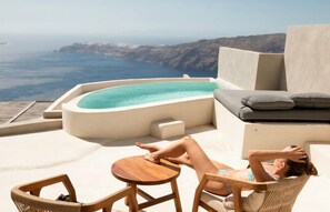 Cozy Suite with Infinity Pool | Premium bedding, minibar, in-room safe, iron/ironing board - Andronis Concept Wellness Resort (Santorini)