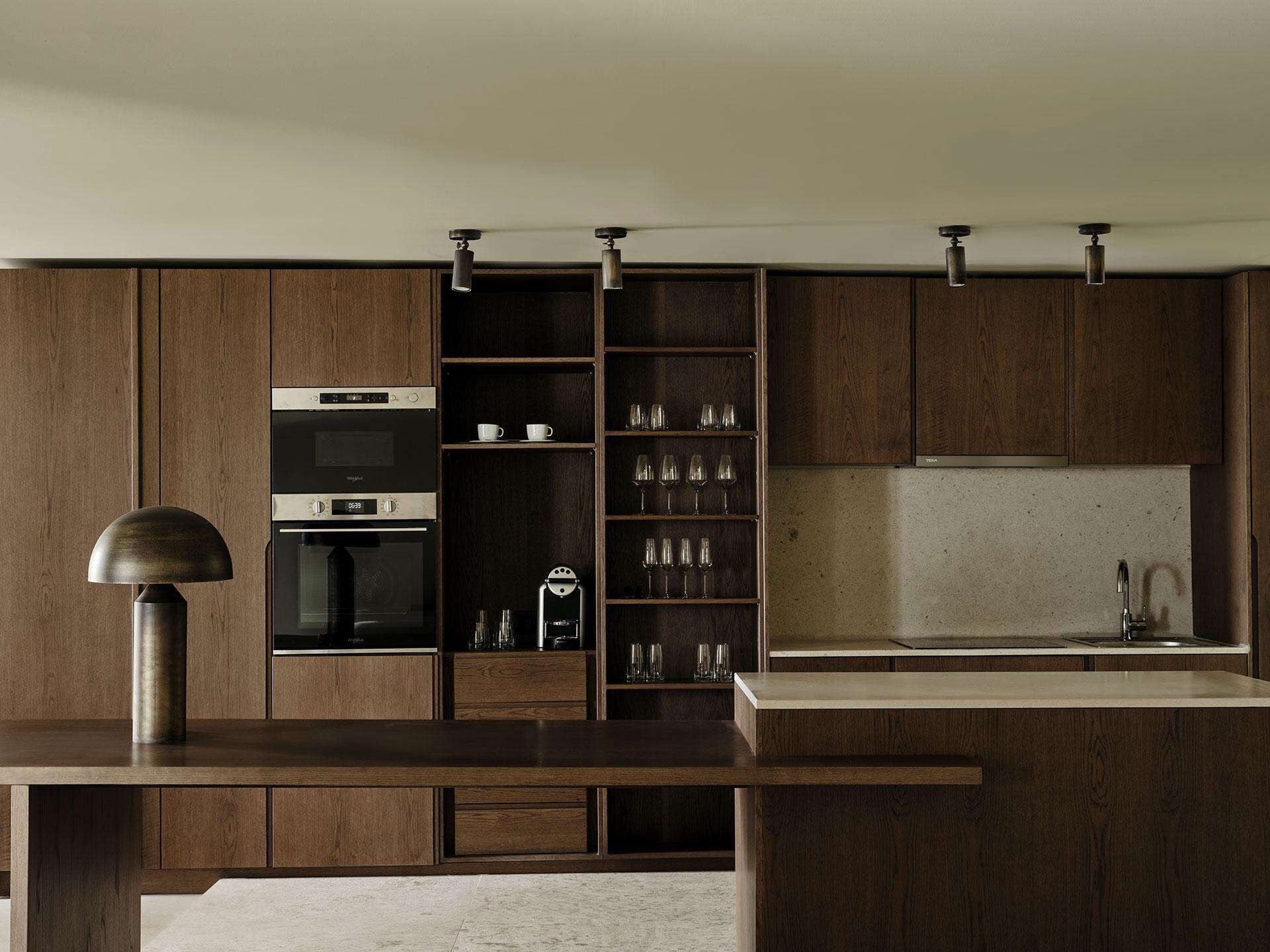 four bedroom villa with infinity pool | 2 bedrooms, premium bedding, minibar, in-room safe