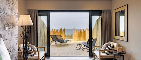 Superior dubbelrum - 1 dubbelsäng - terrass - havsutsikt | Minibar, värdeförvaringsskåp på rummet och skrivbord