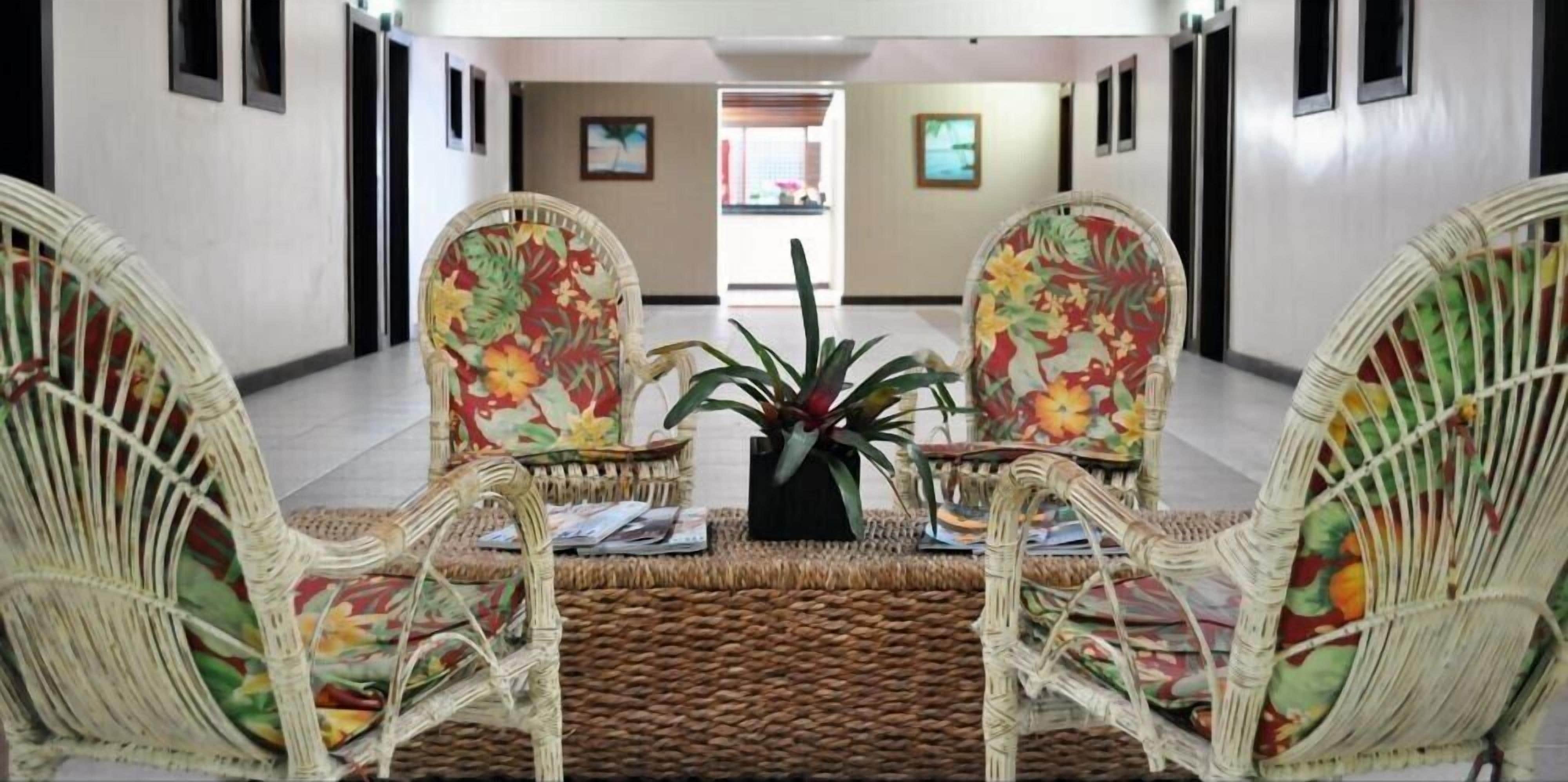 Área de estar no saguão