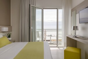 Superior Double Room, Sea View | Down comforters, in-room safe, desk, blackout drapes