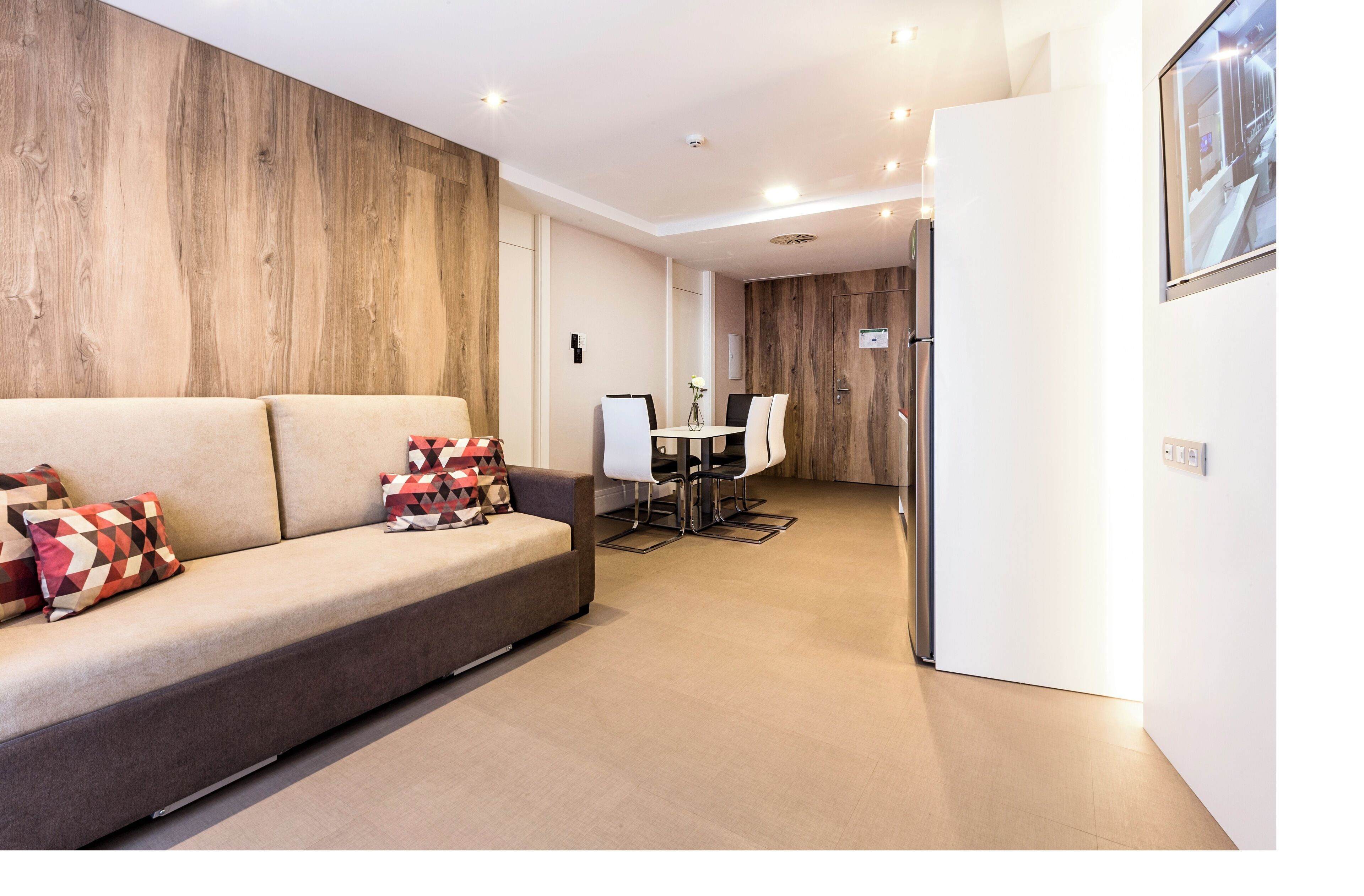 Family Room, 1 Bedroom