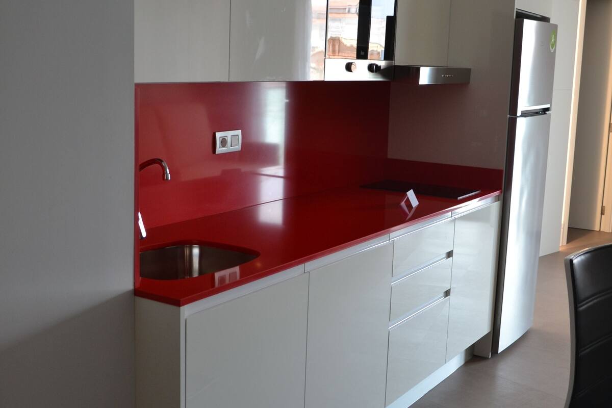 family room, 2 bedrooms | shared kitchen