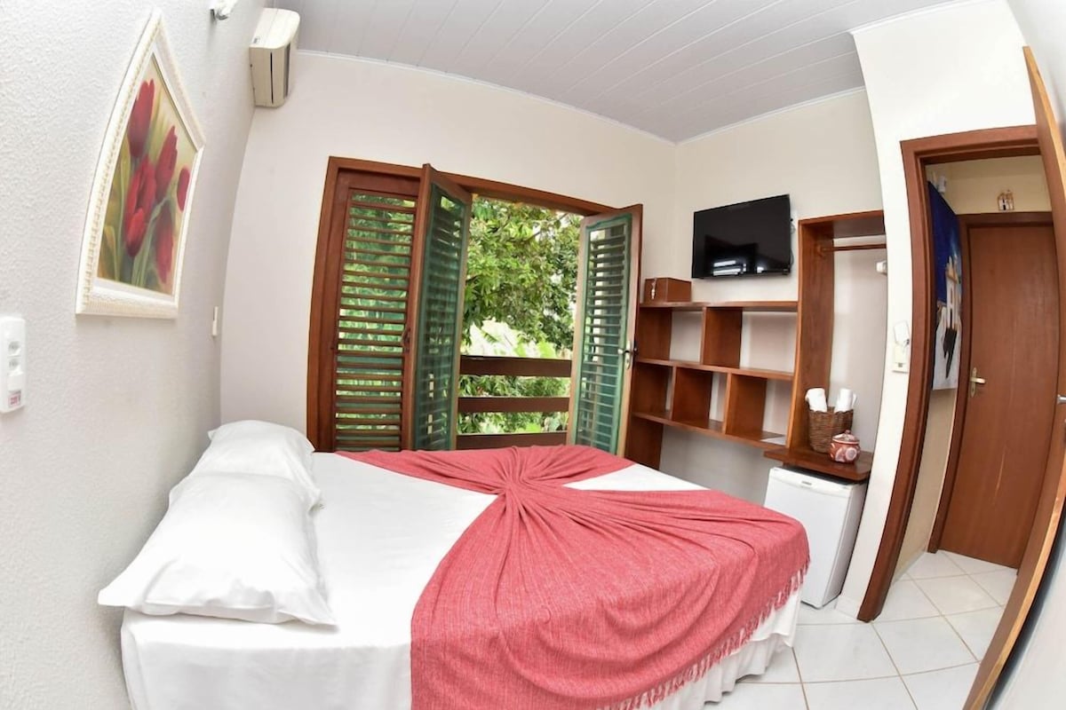 Minibar, blackout drapes, iron/ironing board (on request), WiFi (free)