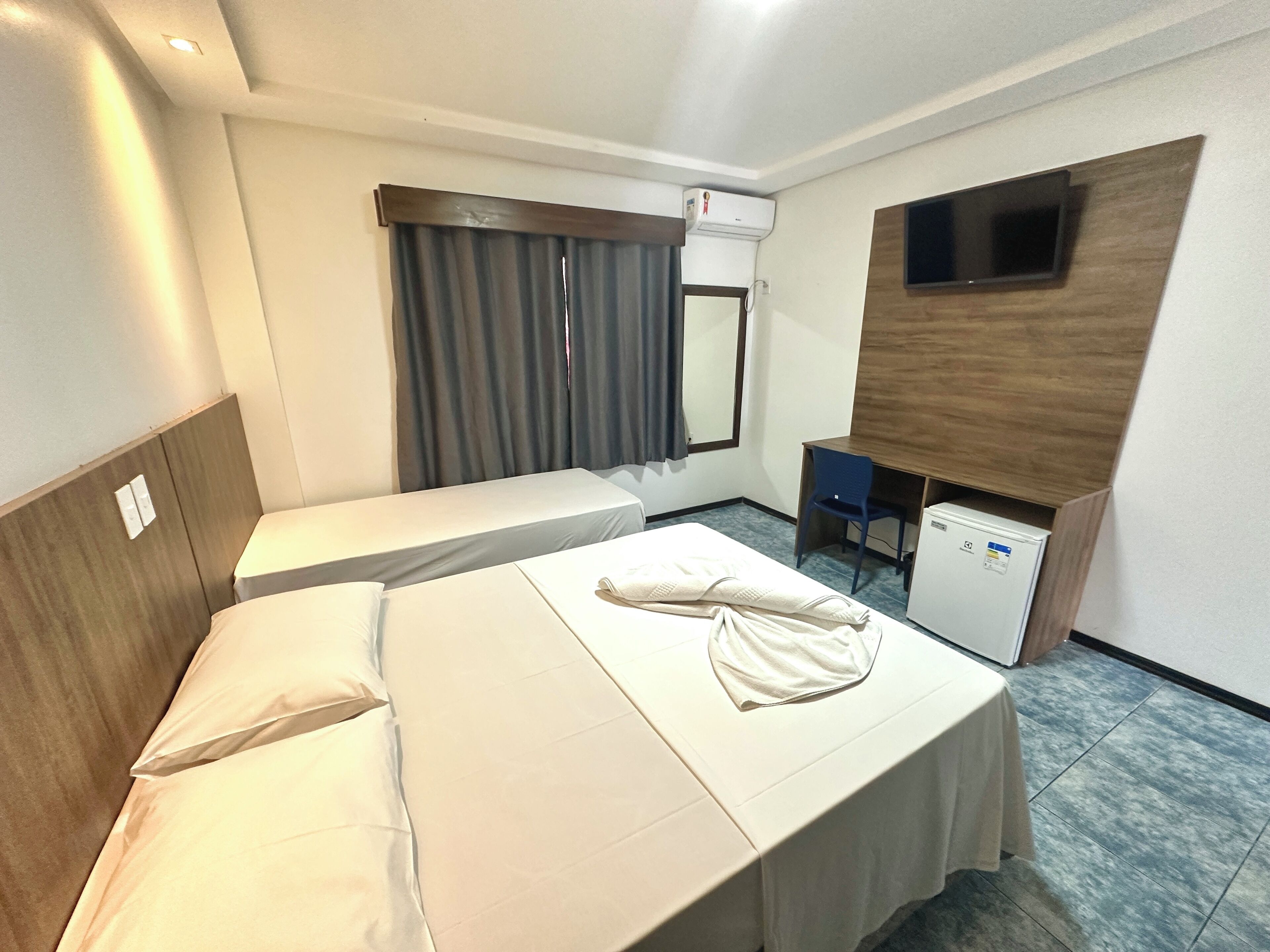 1 bedroom, minibar, blackout curtains, free wifi