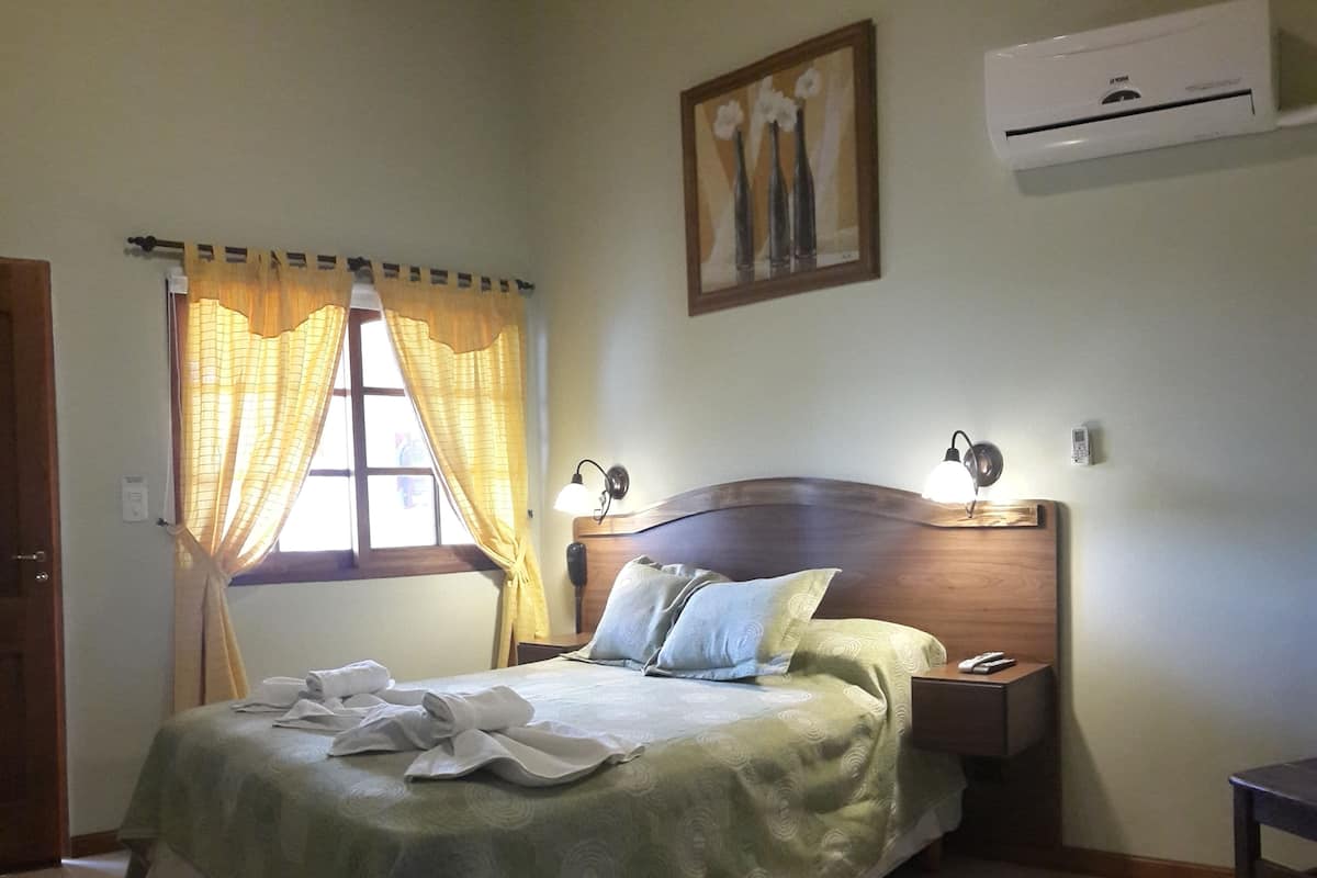 Double Room, Balcony | In-room safe, soundproofing, cribs/infant beds, free WiFi