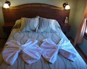 In-room safe, soundproofing, cots/infant beds, free WiFi - Posada del Infinito (Capilla del Monte)