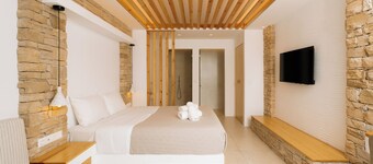 โรงแรมวิลเลจคริติคากิส