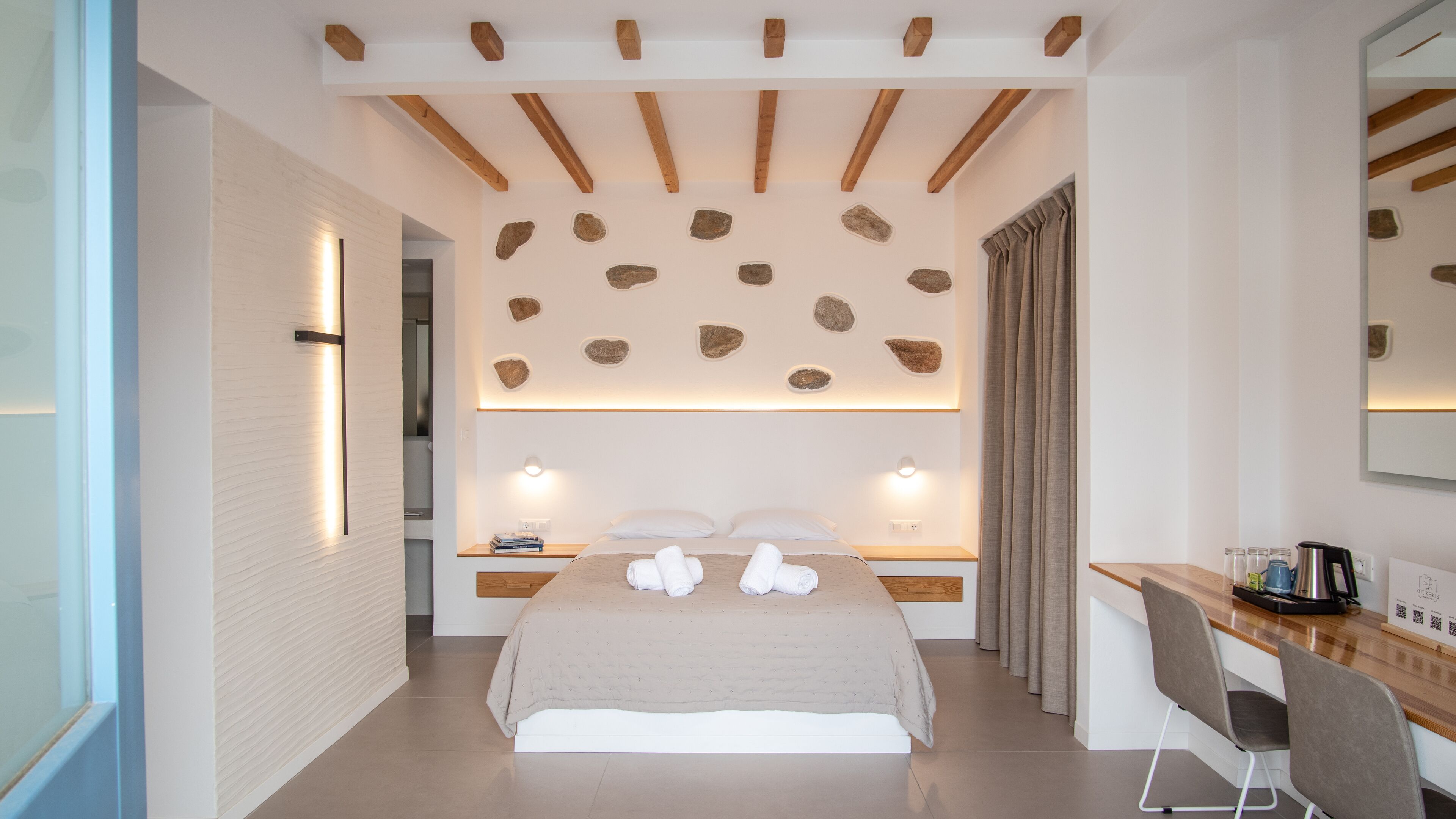 superior triple room sea view | 1 bedroom, soundproofing, free wifi, bed sheets