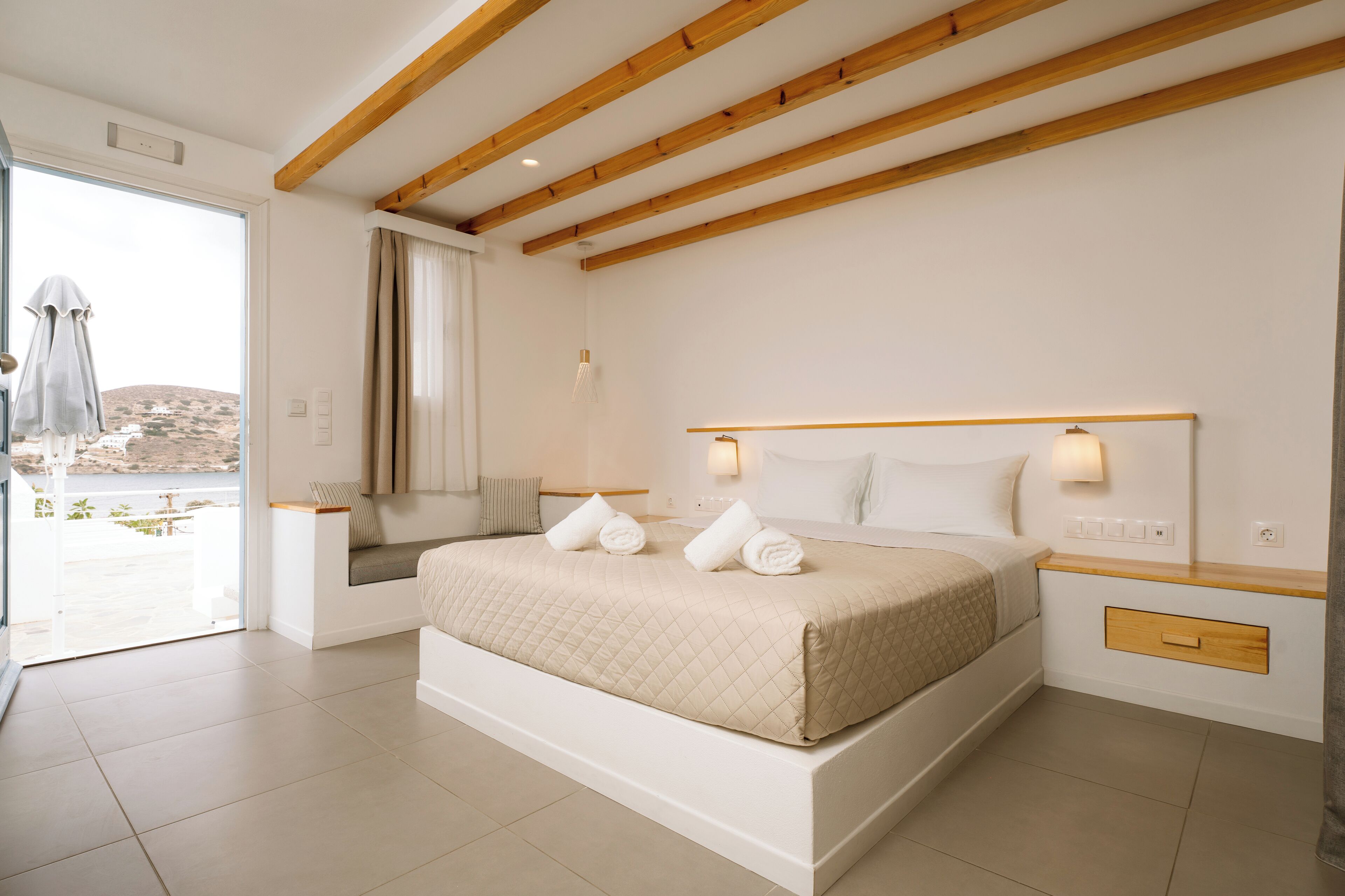 Sistema de insonorización, wifi gratis y ropa de cama 