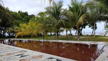 Piscina interna, piscina externa