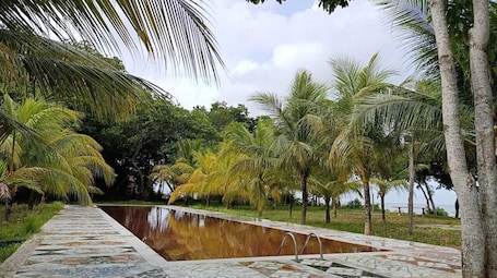 Indoor pool, outdoor pool. Resort Vila Cotijuba