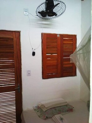 經濟客房 | 防敏寢具、獨特設計、隔音、熨斗/熨衫板