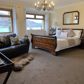 Deluxe tweepersoonskamer, uitzicht op zee | Luxe beddengoed, individueel gedecoreerd, individueel gemeubileerd