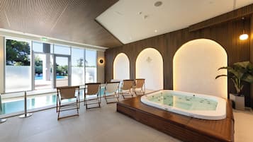 Tratamientos corporales, masajes en la playa y exfoliaciones corporales