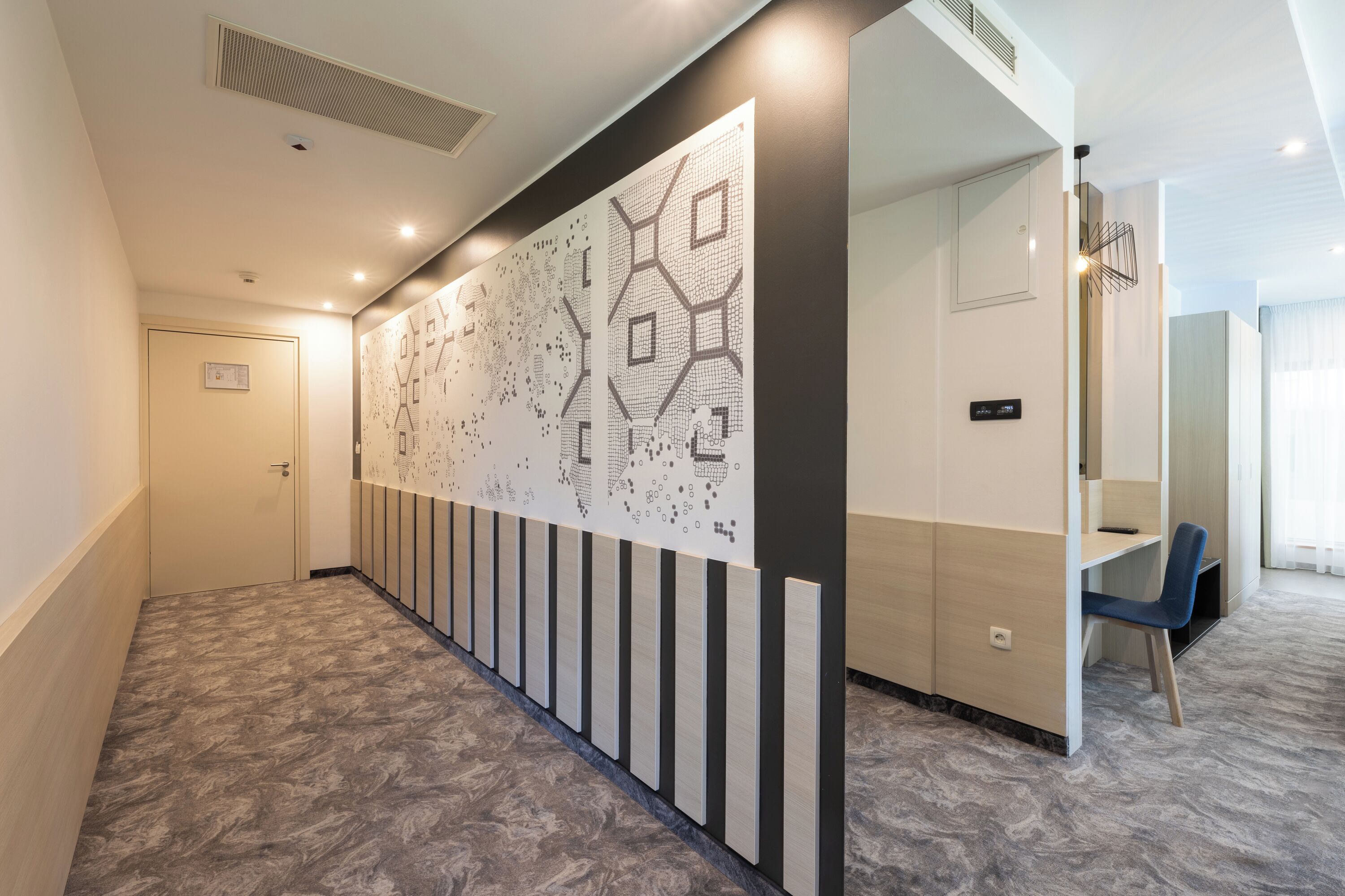 luxury cesar suite | 1 bedroom, premium bedding, pillow-top beds, minibar