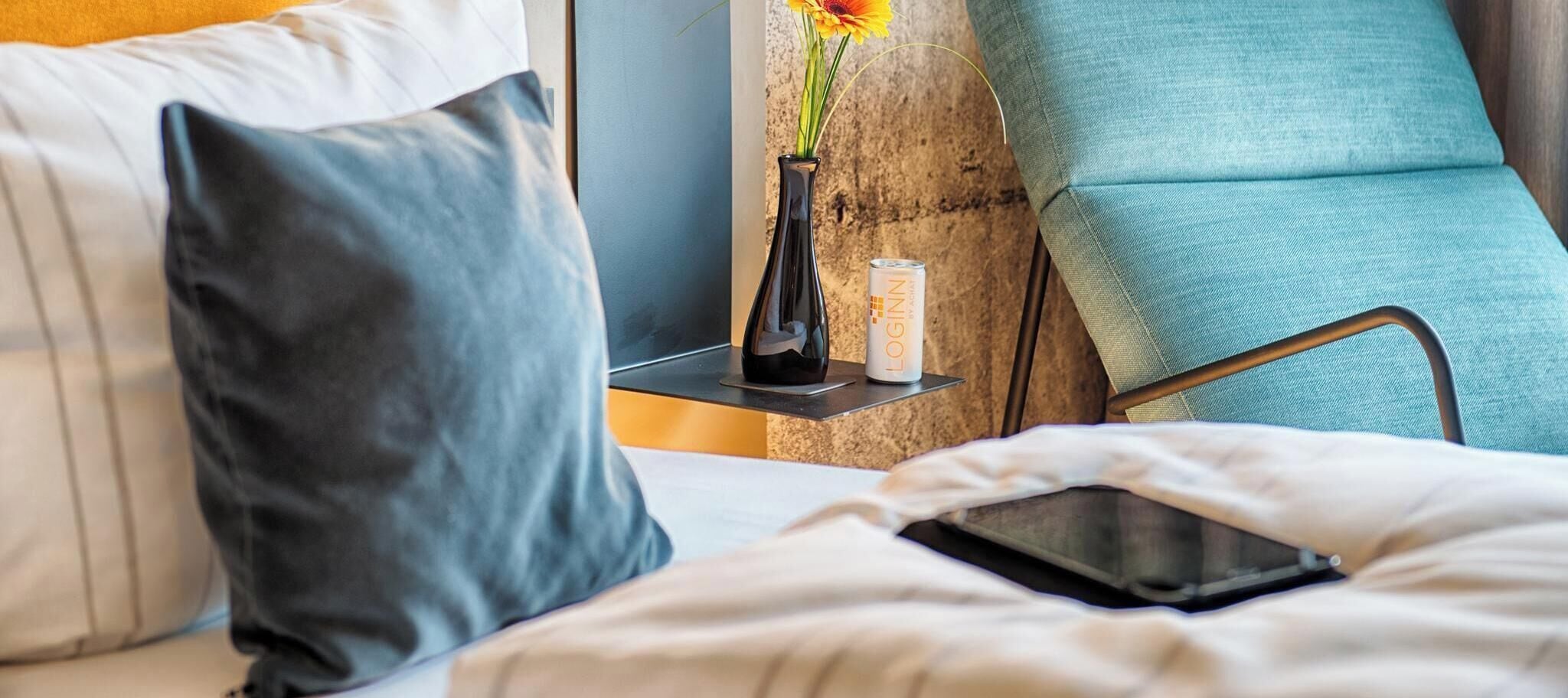 Työpöytä, äänieristys, vauvansängyt, lisävuoteet