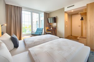 Desk, soundproofing, cribs/infant beds, rollaway beds