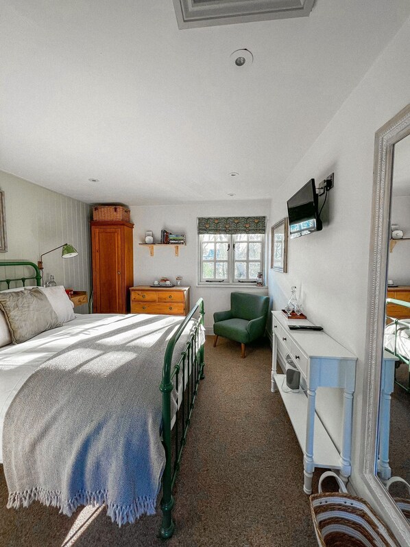 واي فاي وملاءات أسرّة