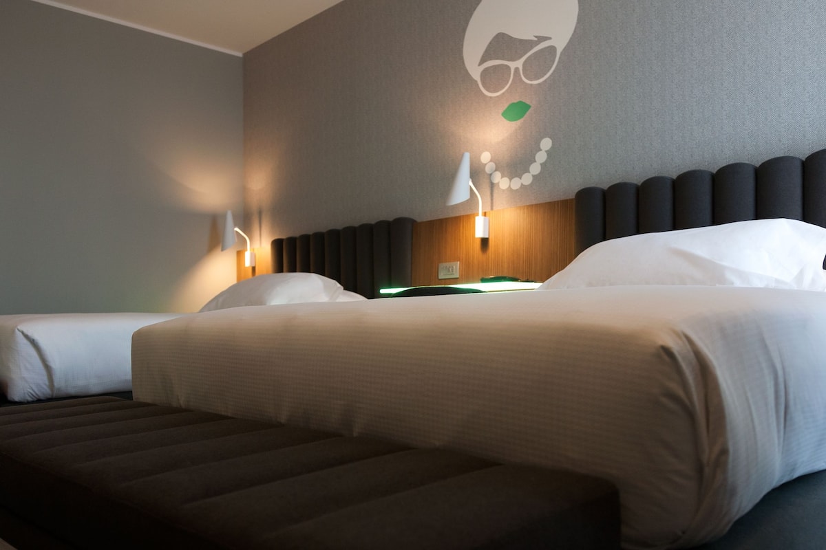 family room, 2 double beds | premium bedding, down duvets, minibar, in-room safe