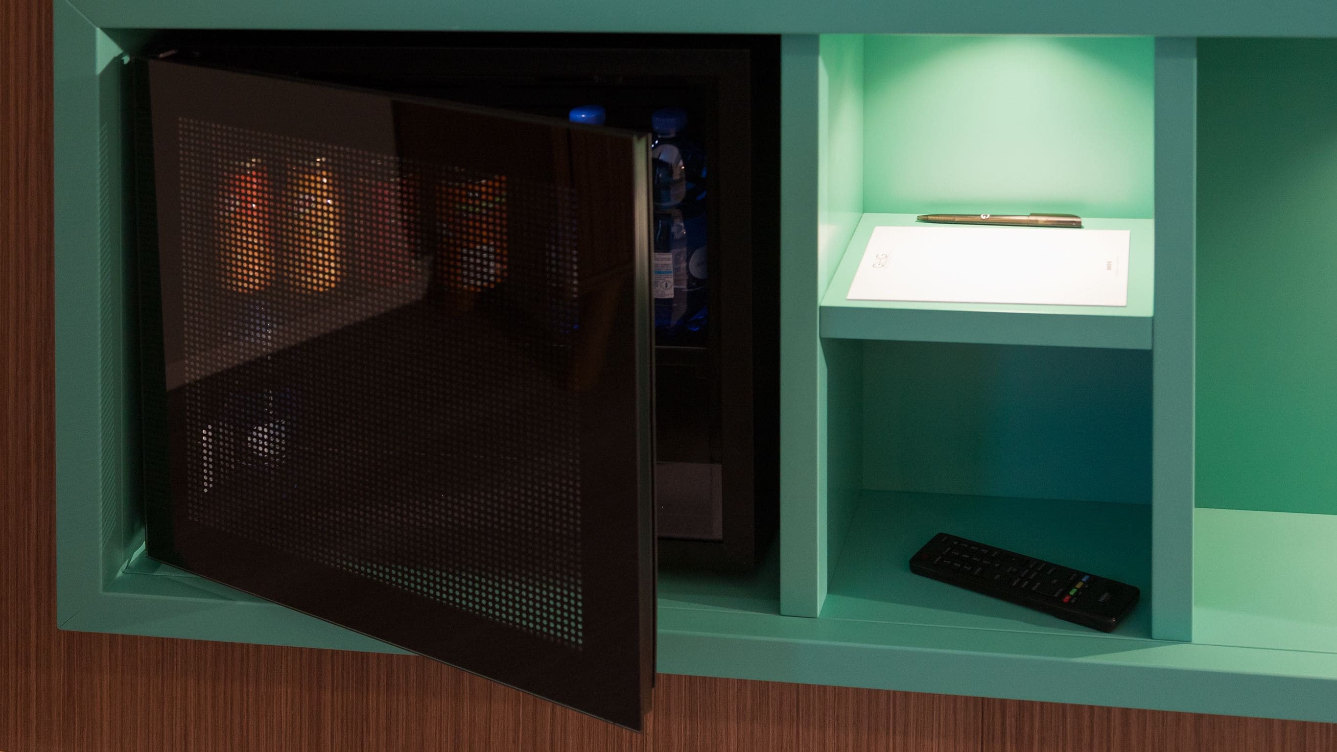 junior suite | mini fridge