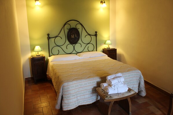 Apartment, 1 Bedroom (Castello) | Katil bayi/kot (percuma), katil lipat simpan/tambahan, Wi-fi percuma 