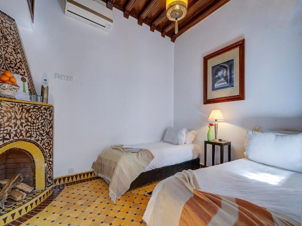 Roupas de cama premium, cofres nos quartos, individualmente decorados
