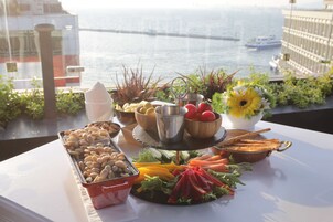 Toplantı salonu/imkânları