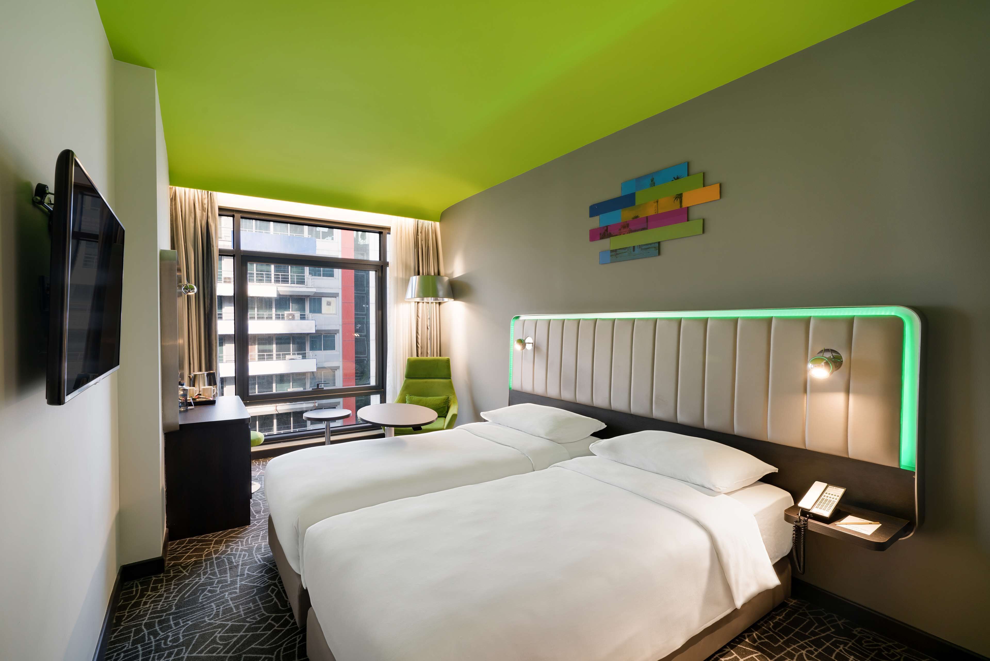 Premium bedding, in-room safe, desk, blackout drapes