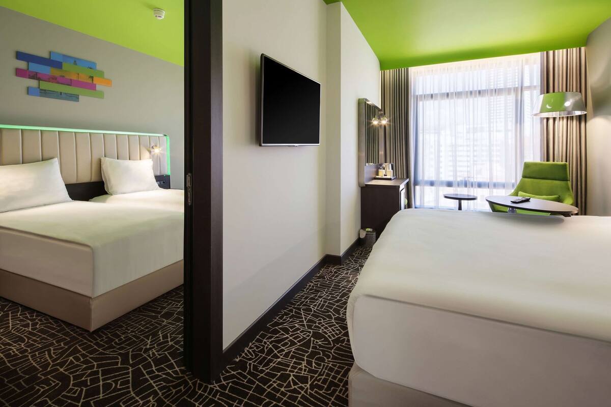 Literie de qualité supérieure, coffres-forts dans les chambres, bureau