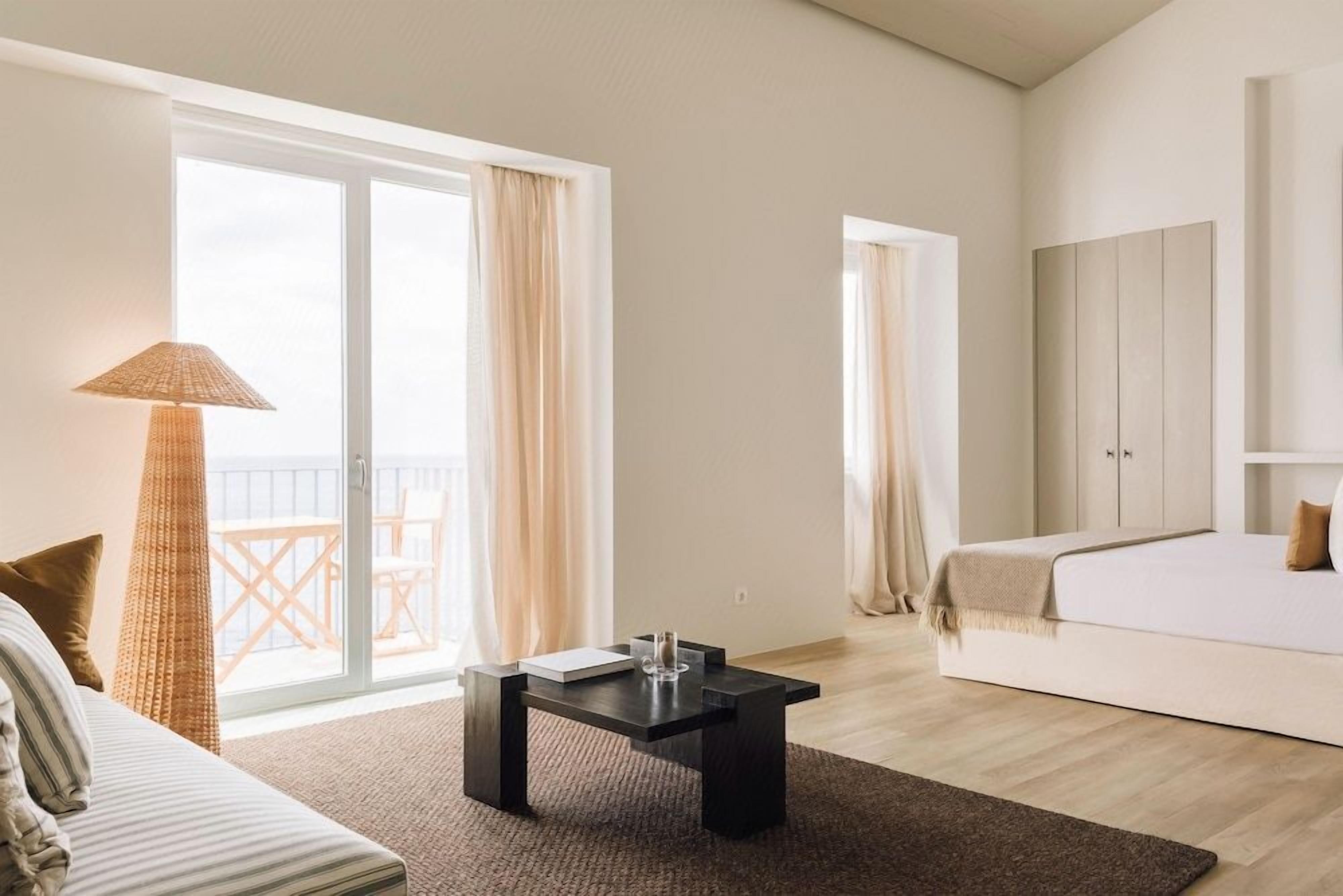 Premium bedding, memory foam beds, minibar, in-room safe