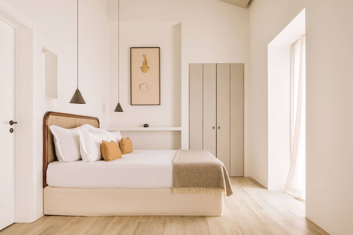 Premium bedding, memory foam beds, minibar, in-room safe