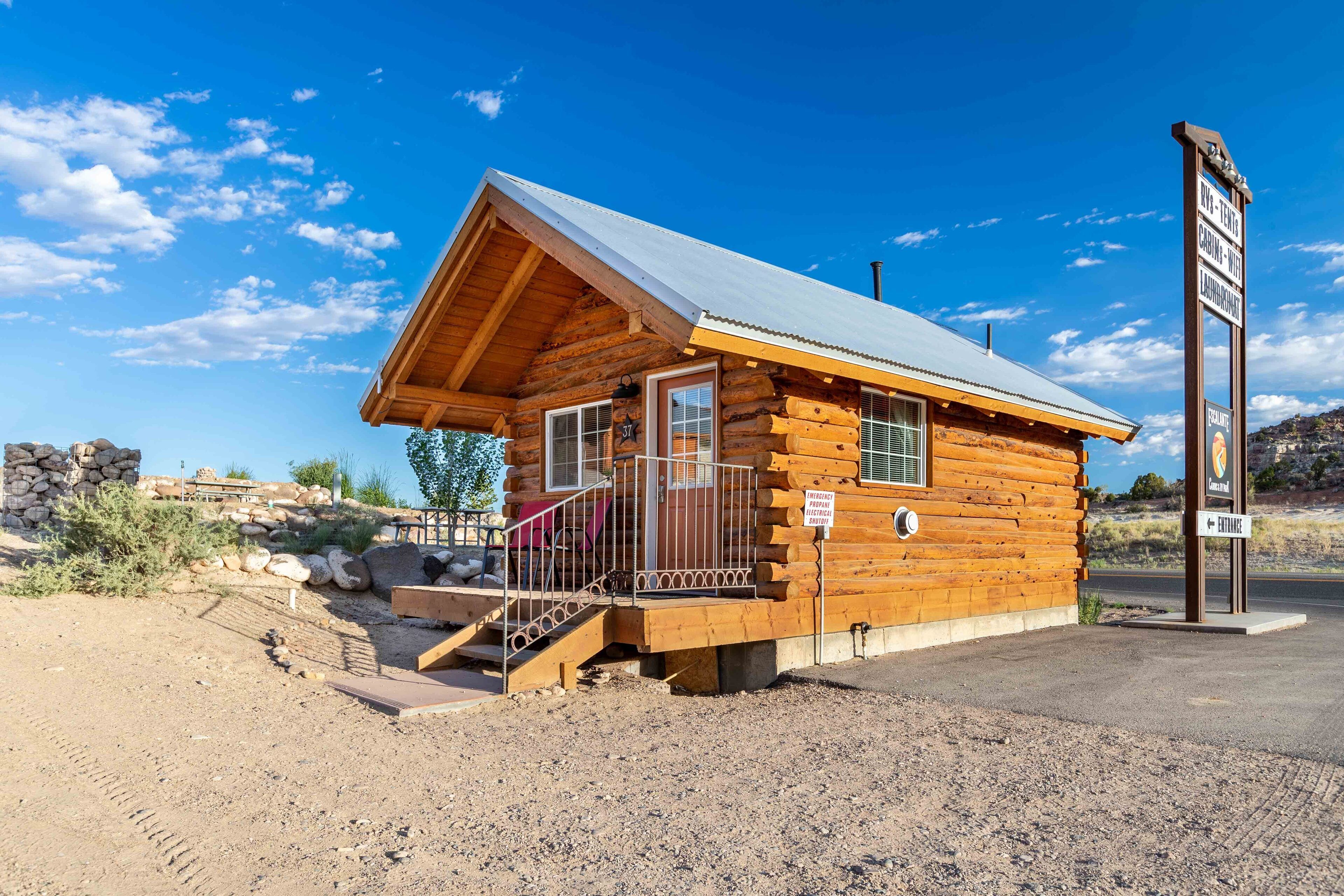 Cabin, Multiple Beds, Non Smoking (Pegasus) | Individually decorated, individually furnished, free WiFi, bed sheets