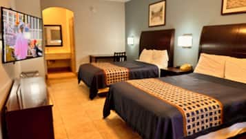 1 bedroom, premium bedding, desk, blackout curtains
