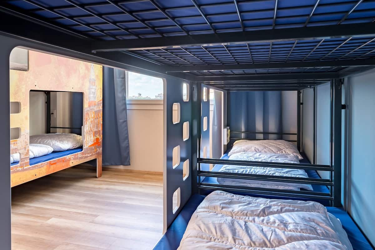 Desk, free WiFi, bed sheets