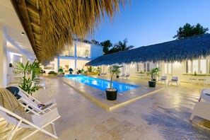 Outdoor pool, pool loungers - Adults Only Hacienda Terra Taina (Las Terrenas)