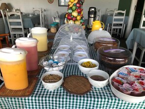 Free daily buffet breakfast - Búzios Summer Park (Búzios)