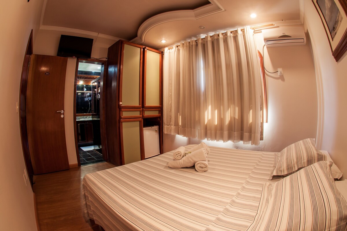 Minibar, Wi-Fi gratuit, draps fournis
