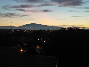 Suíte estúdio standard, 2 quartos, quartos conectados, vista para a montanha | Vista do quarto