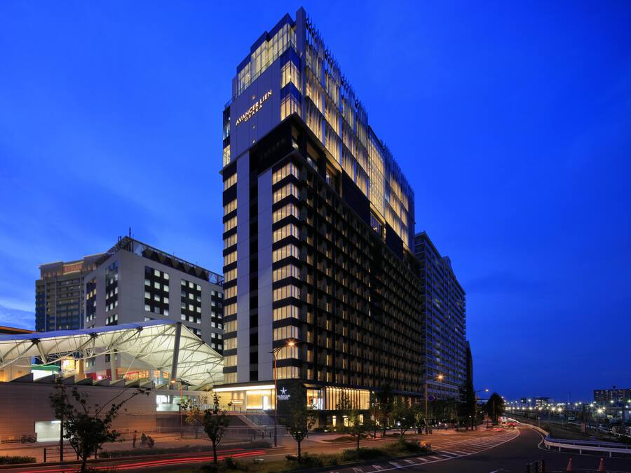 Front of property - evening/night