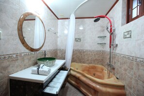 Ferienhaus, 3 Schlafzimmer | Badezimmer | Dusche, kostenlose Toilettenartikel, Haartrockner