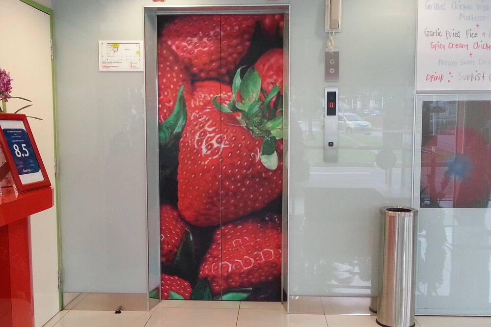 Hotel Strawberry Fields