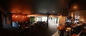 Bar (on property) - Gunyah Hotel (Belmont)