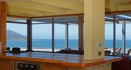 Cloudy Bay Villa