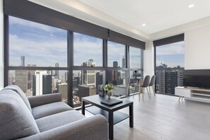 Apartemen Superior, 1 kamar tidur, pemandangan kota | Area keluarga | TV layar datar