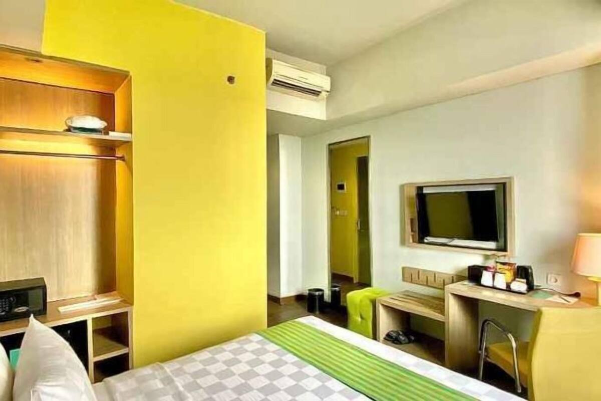 Minibar, caja de seguridad en la habitación, escritorio y wifi gratis