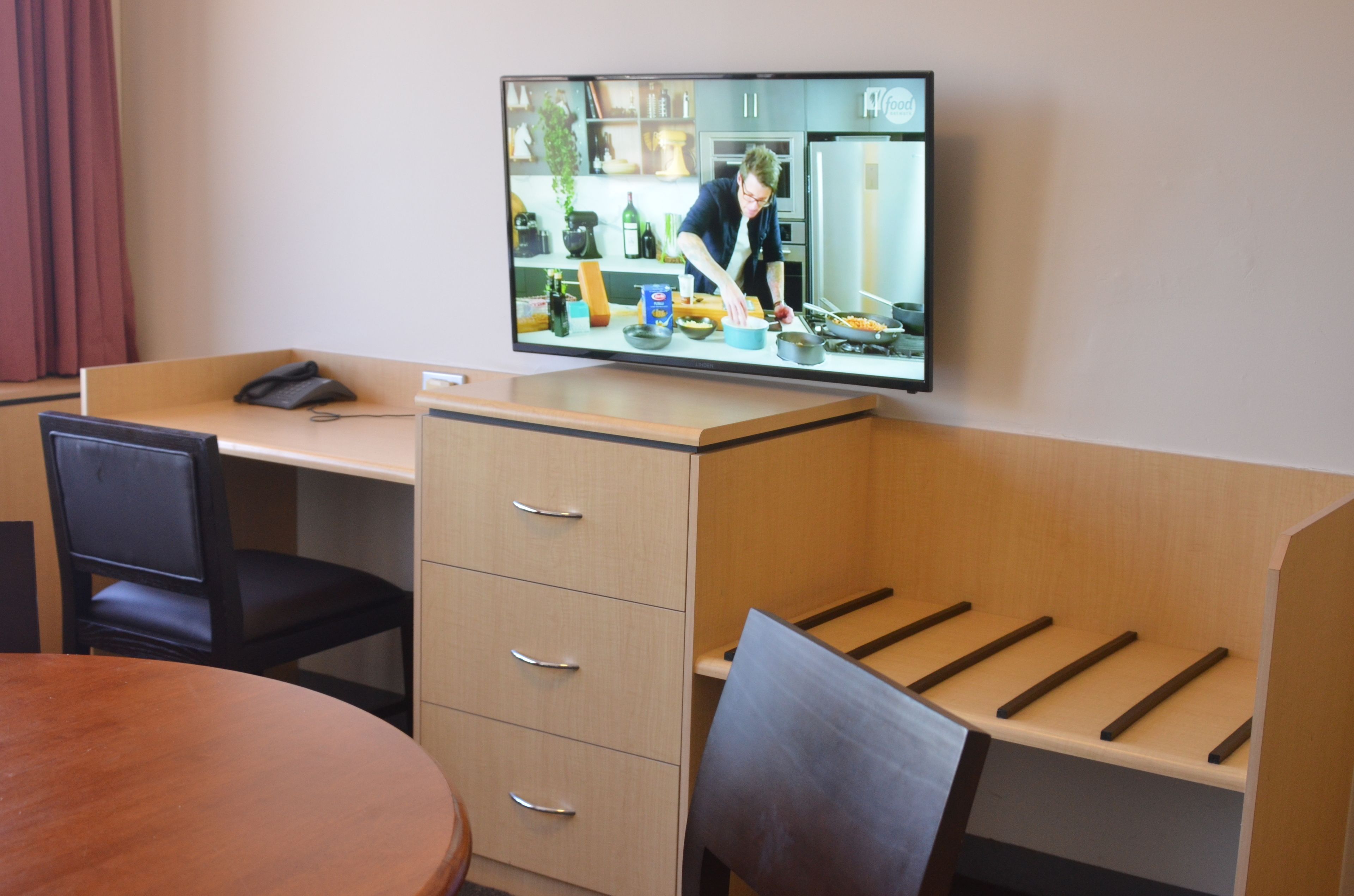 49-inch flat-screen tv with satellite channels, tv