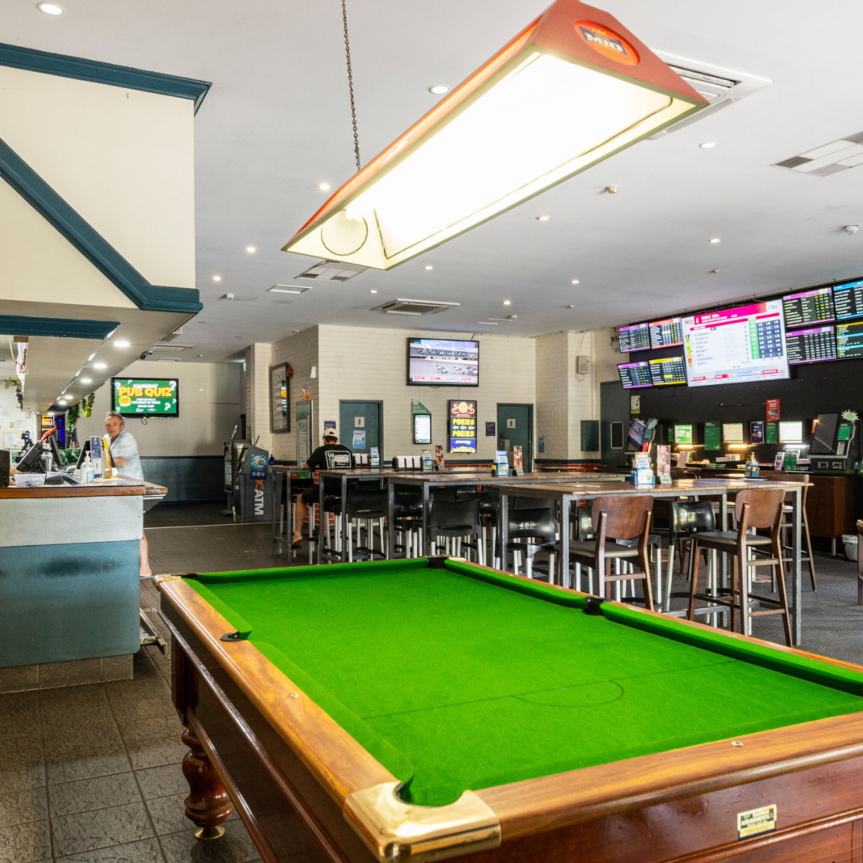 serves lunch, dinner and happy hour