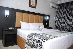 Escritorio y wifi gratis 